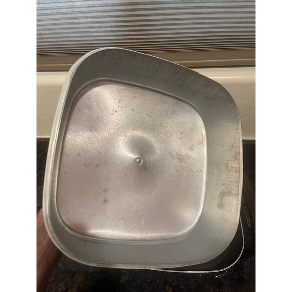 VINTAGE WEST BEND Electric SKILLET - Picture 4 of 7